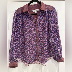 Chelsea & Theodore Size S, Semi Sheer Top, Long Sleeve
